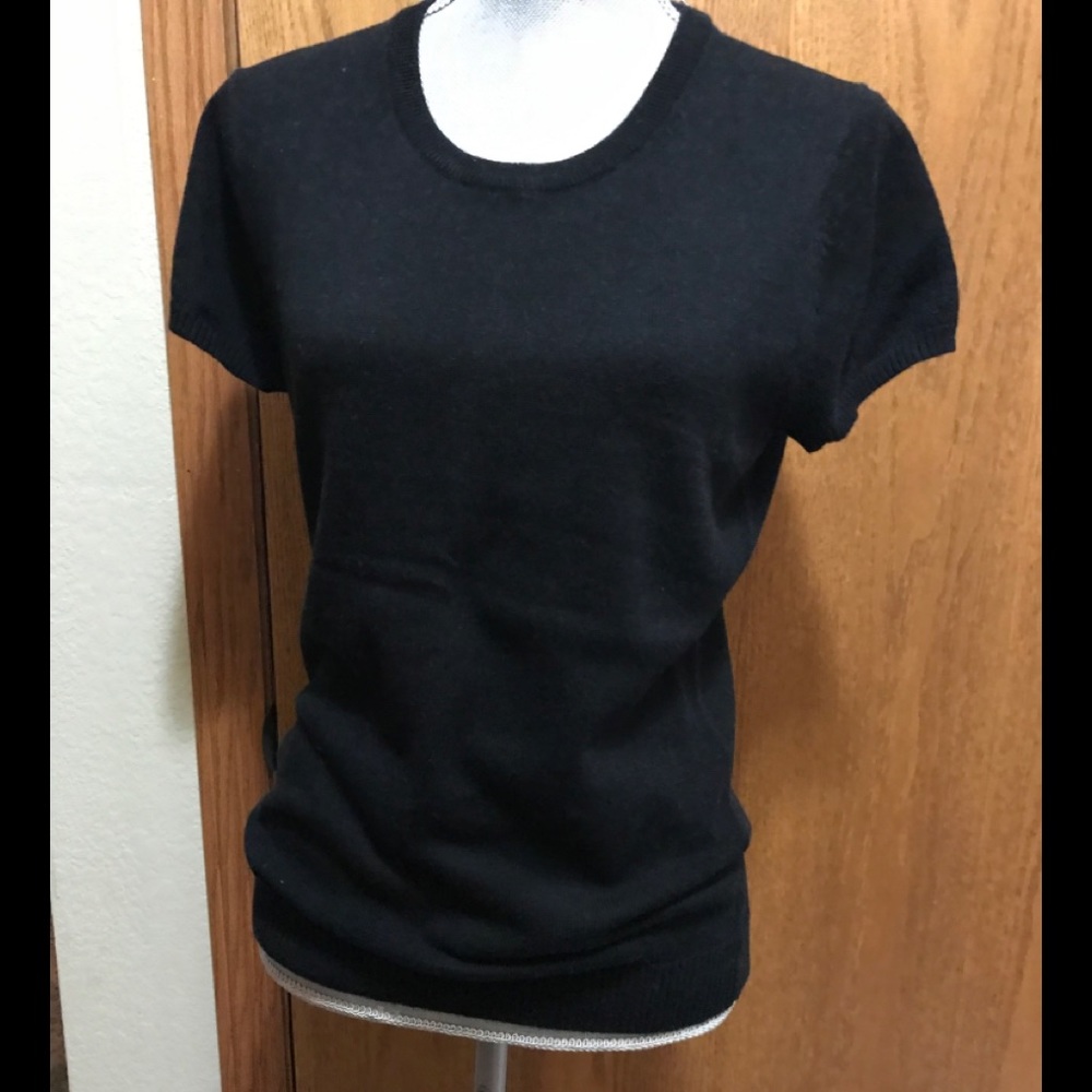 ☀️NWT☀️Gap •Short Sleeve Sweater •Sz. L